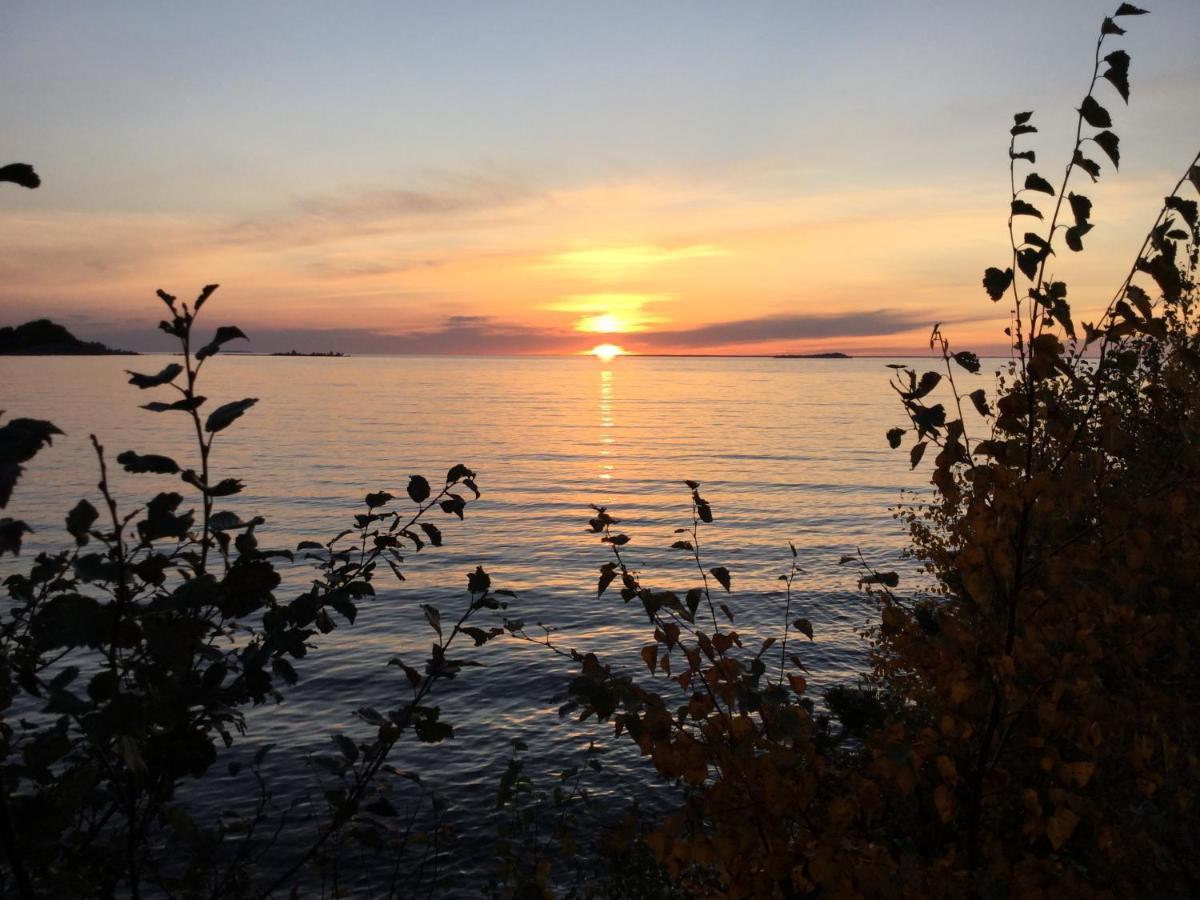 Lomakyla Kultahiekat Hotel Manamansalo ภายนอก รูปภาพ