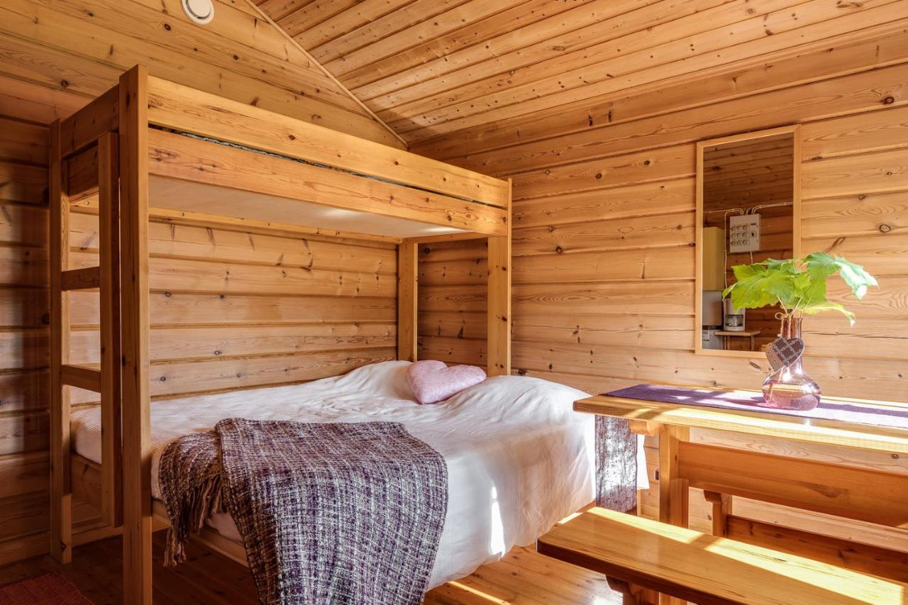 Lomakyla Kultahiekat Hotel Manamansalo ภายนอก รูปภาพ